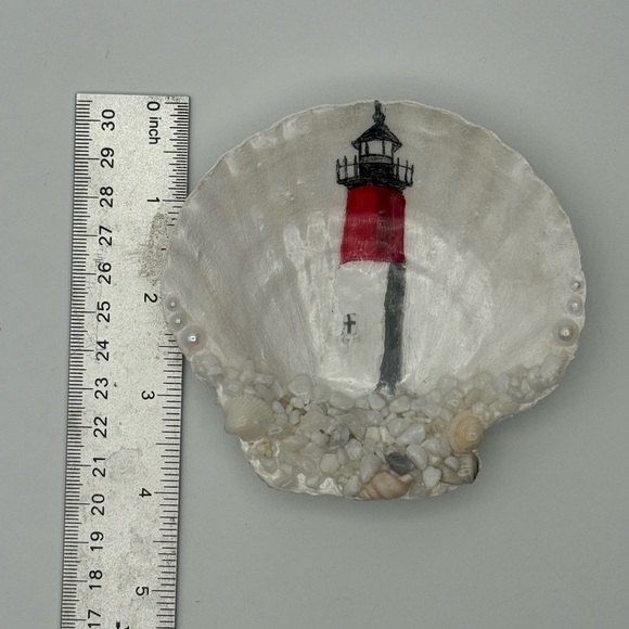 Hand painted Red Tower Lighthouse - Picture 4 of 7